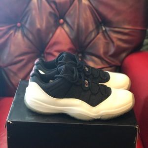 Jordan 11 Low